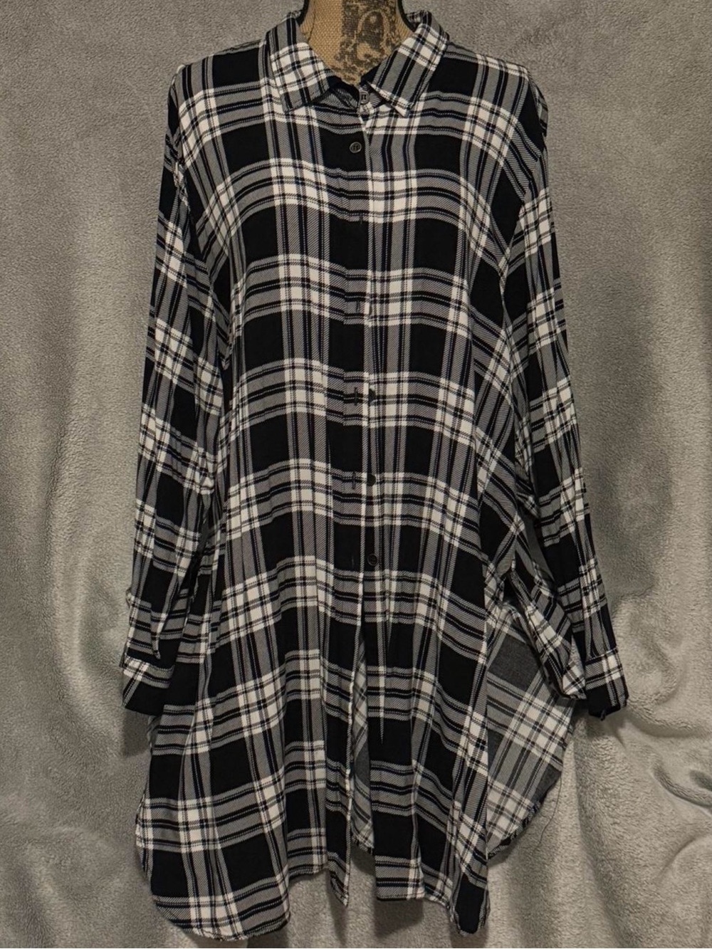 Miss Lili Black and White Plaid Long-Sleeve Shirt Dress